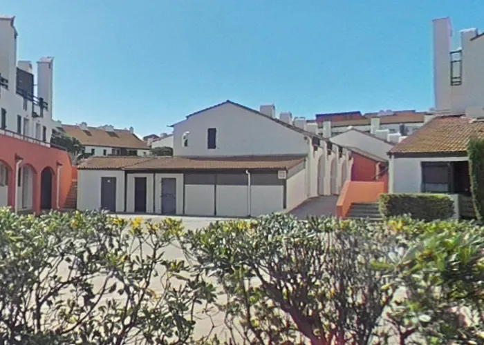 Coquet T3 Familial à Cap Coudalère Avec Parking Privatif - Fr-1-799-51